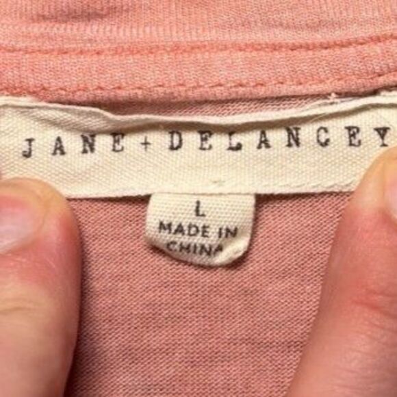 Lightweight Pink Jane + Delancey Tee Shirt Size Large - Picture 3 of 3